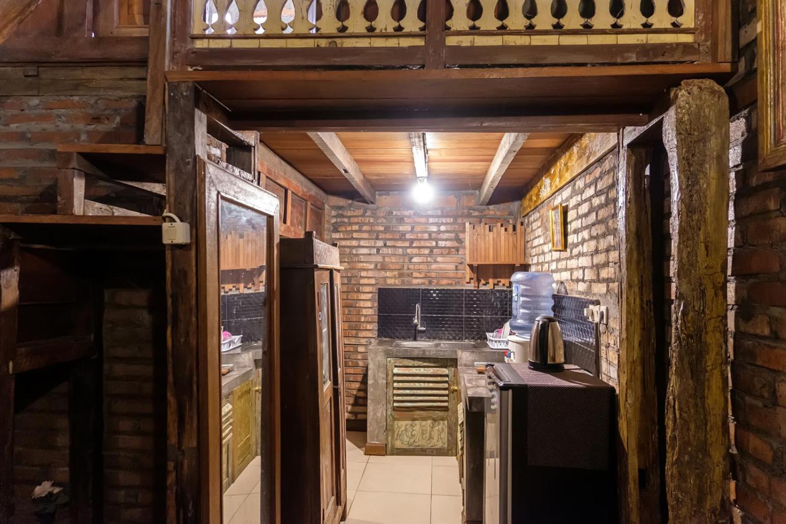 Twospaces Living At Bunga Desa, Jimbaran Exterior foto